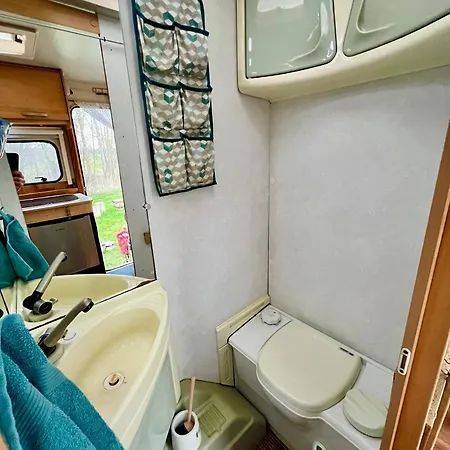 Karavan V Brezovem Hajecku 롯지 *