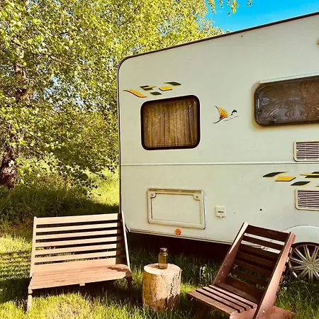 Karavan V Brezovem Hajecku Lodge