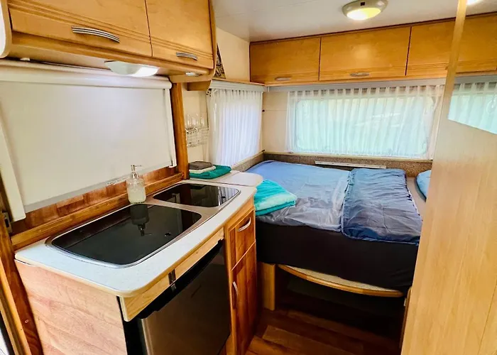 Karavan V Brezovem Hajecku Lodge *